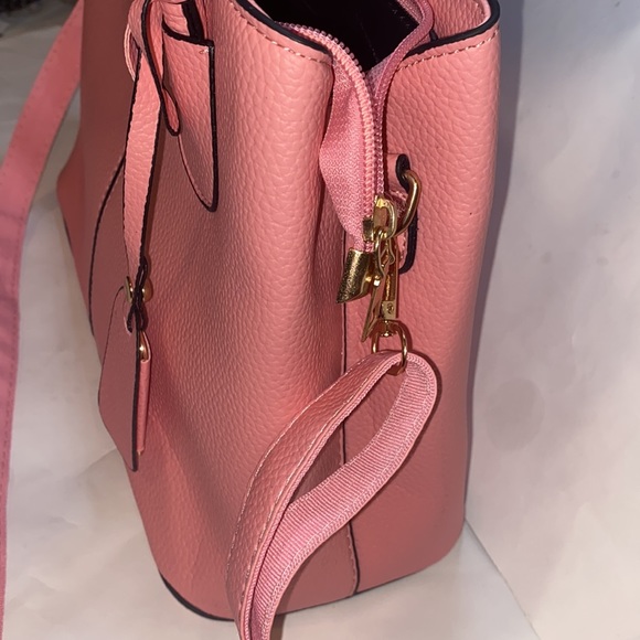 Crossbody Bag Barbie Pink Bag Faux Leather Purse Pocketbook - Picture 5 of 11